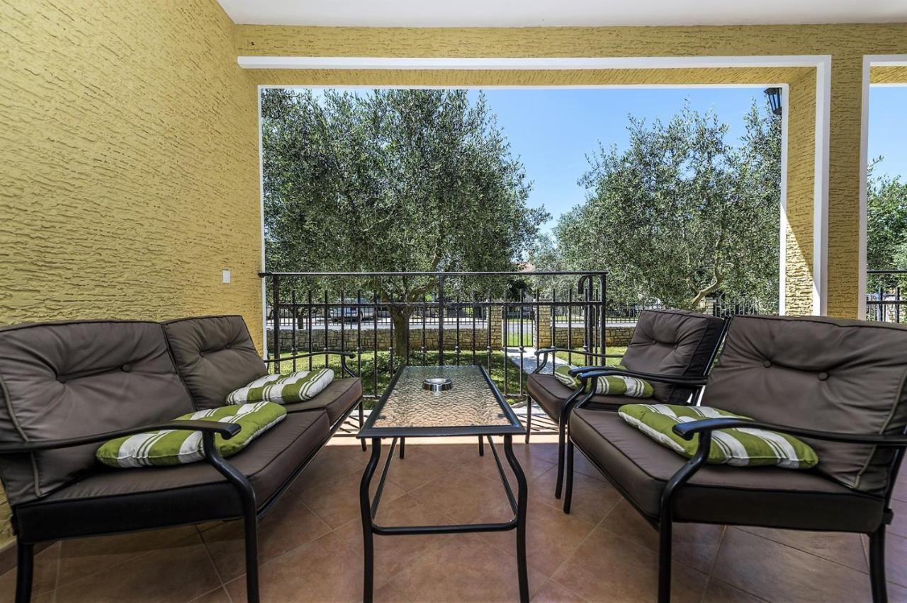 Spacious Three-Bedroom Villa Balun With Pool Porec Exterior photo